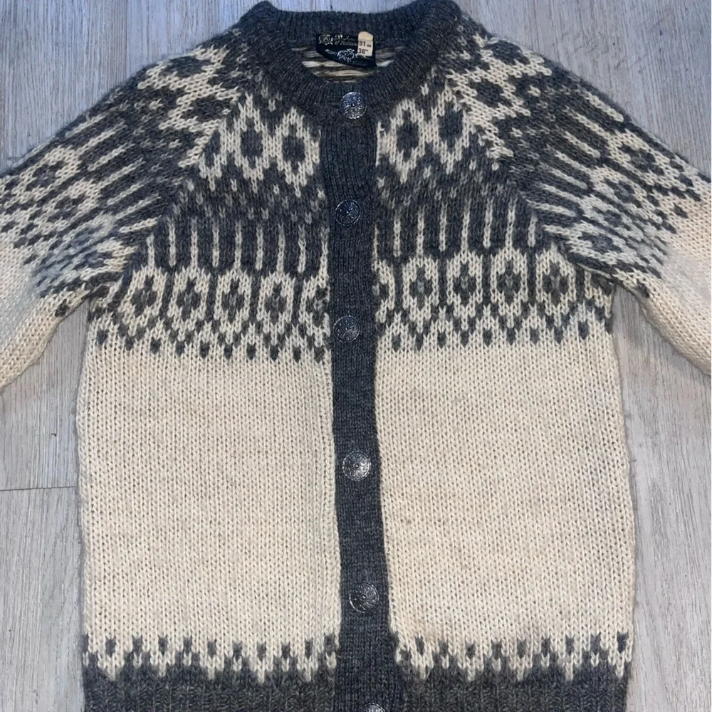 Vintage Nordic Pure Wool cardigan, handmade in Scotland Small